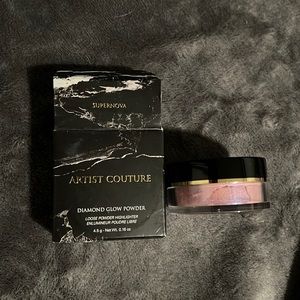 Artist Couture Diamond Glow Powder Shade “Supernova”
